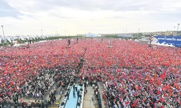 Çeyrek asra özel taş plak ve gazete