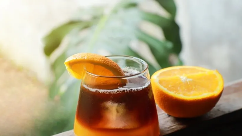 Son zamanların yeni trendi! Kahvenizin içine portakal suyu eklediğinizde faydalarına inanamayacaksınız