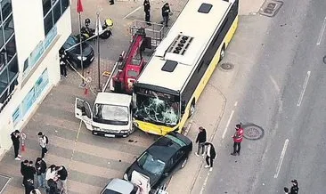 İETT şoförüyle motosikletli kavgası faciayla bitti: 1 ölü 4 yaralı #istanbul