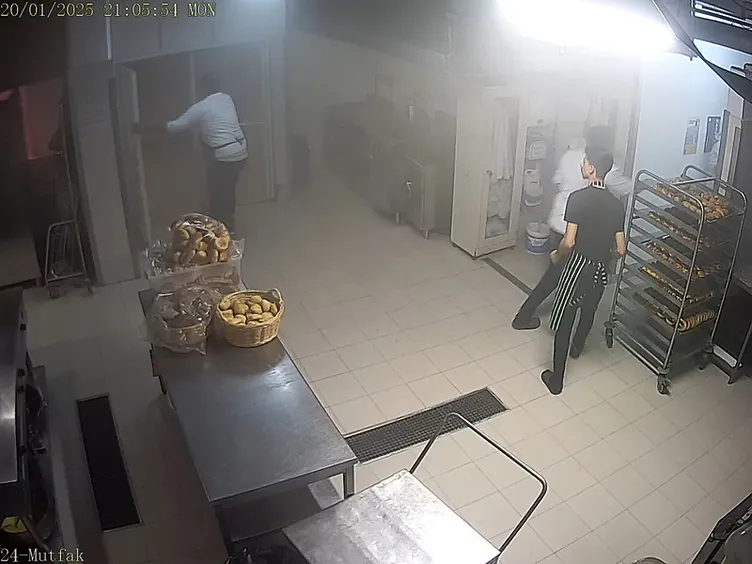 Kartalkaya faciasında yeni görüntü! Yangın termostatı bozuk olan kızartma cihazından çıktı