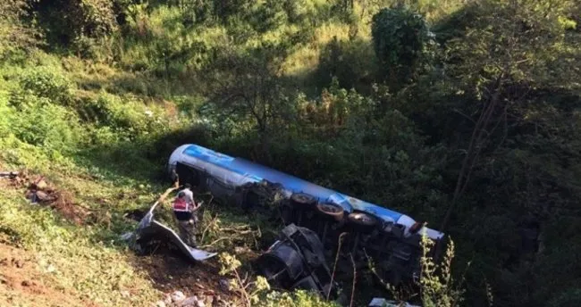 LPG dolu tanker uçuruma yuvarlandı