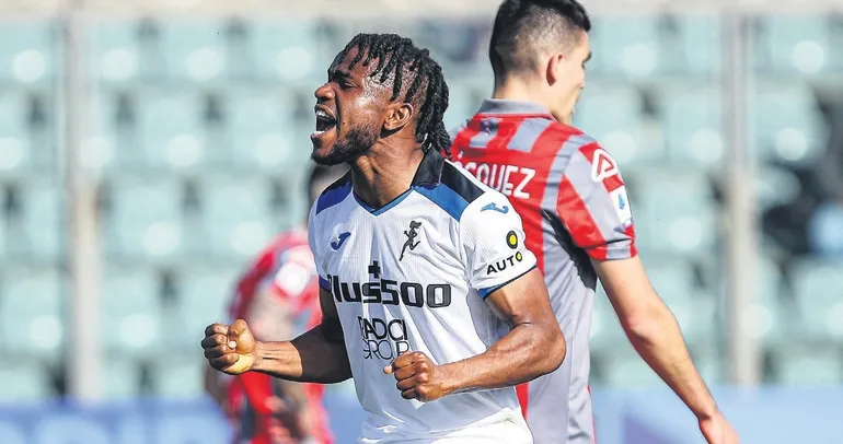 Sol kanatta hedef Lookman