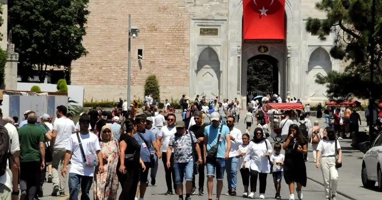 İstanbul 10 milyon turist sayısıyla son 10 yılın rekorunu kırdı