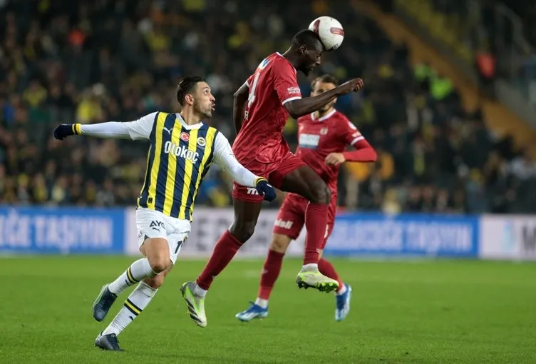 Son dakika Fenerbahçe haberi: Sivasspor o pozisyonda penaltı beklemişti! Erman Toroğlu son noktayı koydu
