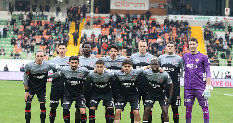 Fatih Karagümrük’te 4 ayrılık birden!