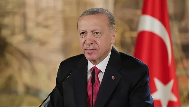 cumhurbaskani-erdoganin-ogretmeni-anlatti-daha-o-yillarda-liderligini-gosteriyordu-1763898063096.jpg