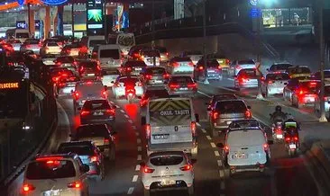 İstanbul'da trafik yoğunluğu yüzde 85'e ulaştı #istanbul