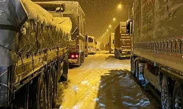 Yer: Erzincan! Kar ve tipide arızalanan otobüsteki 44 yolcu kurtarıldı