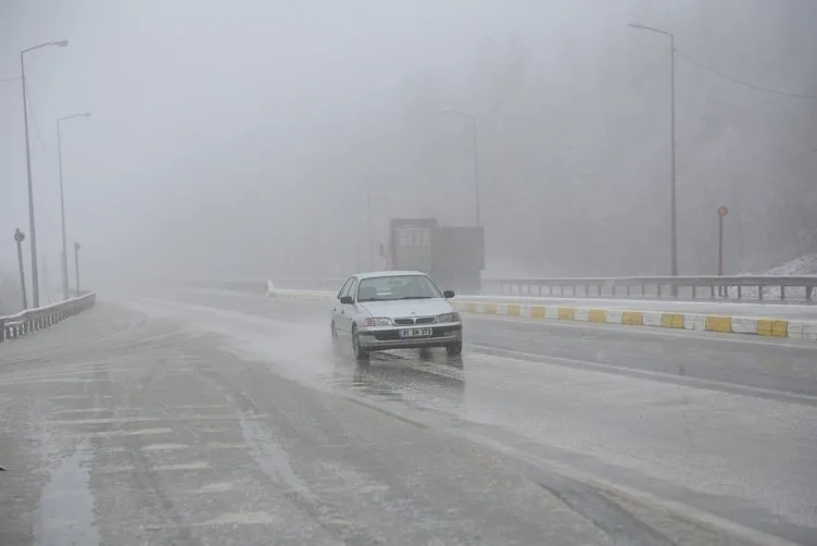 Bolu’da sürücülere kar sürprizi