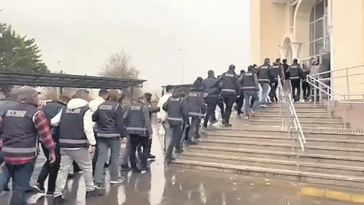 Haraç şebekesine operasyon: 8 tutuklama