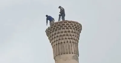 Camide korkutan yıkım: Önlem almadan minareyi yıktılar #gaziantep