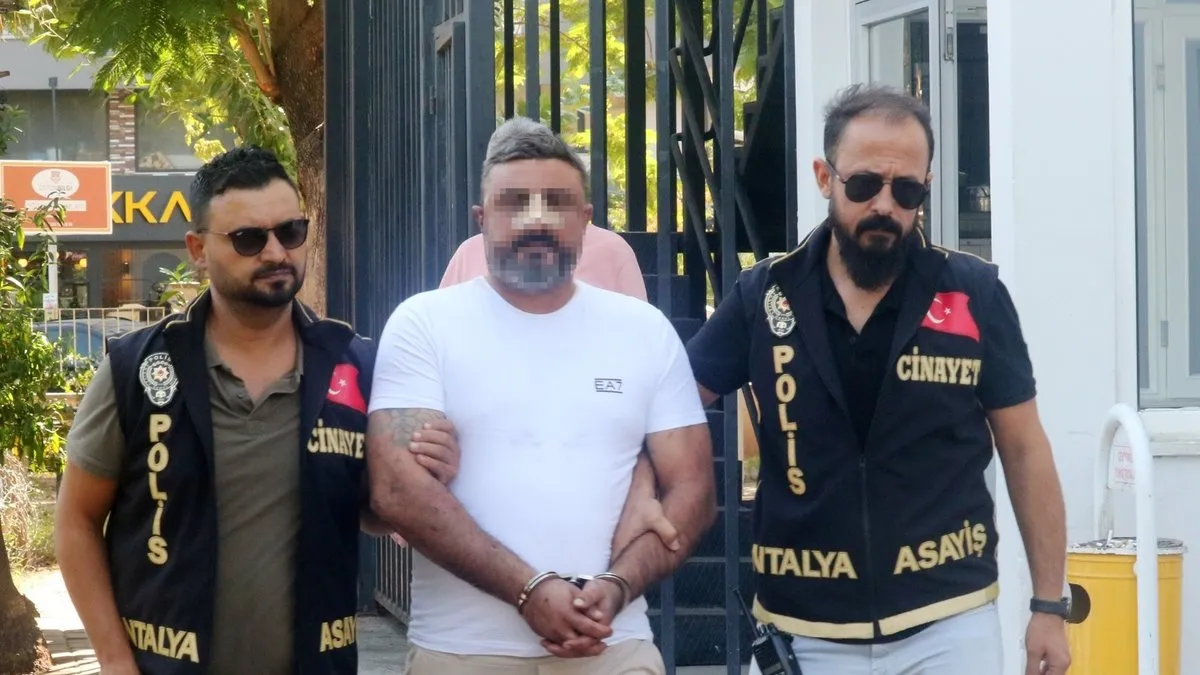 Trabzonsporlu eski futbolcunun oğlu Antalya'da cinayete kurban gitti