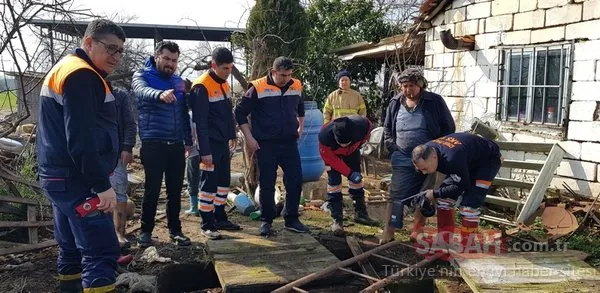 İzmir'de kuyuya düşen inek operasyonla kurtarıldı