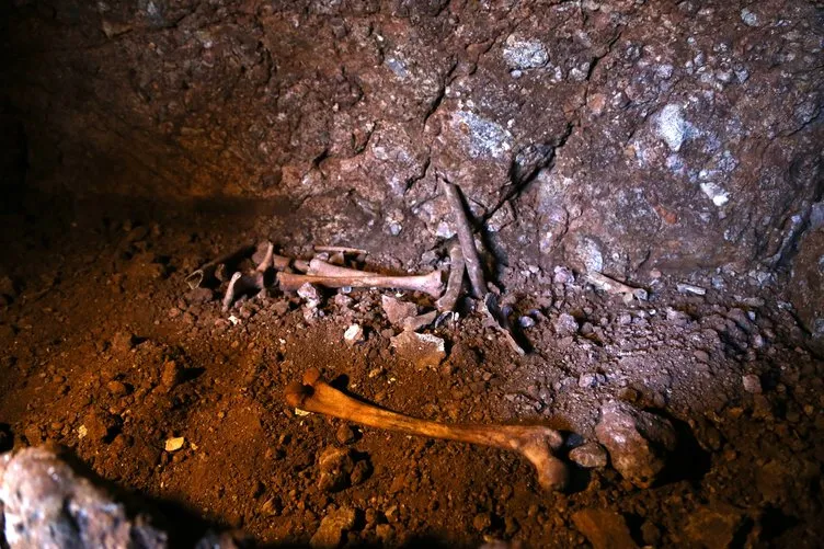 Diyarbakır’daki mağarada kafatası ve kemik bulundu