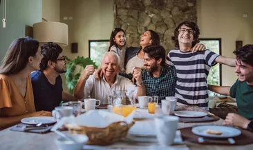 Bayramlar çocuklar için sosyal bir okul görevi görüyor! Kısa bir ziyaret diyip geçmeyin, etkisi çok büyük
