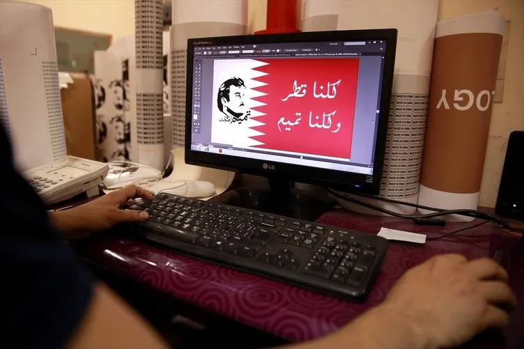 Katar’da Erdoğan posterlerine yoğun ilgi