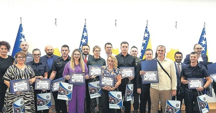 Bosna Hersek'te TİKA'nın Düzenlediği Şiddet Karşıtı Eğitimle Kadınlara Güç!