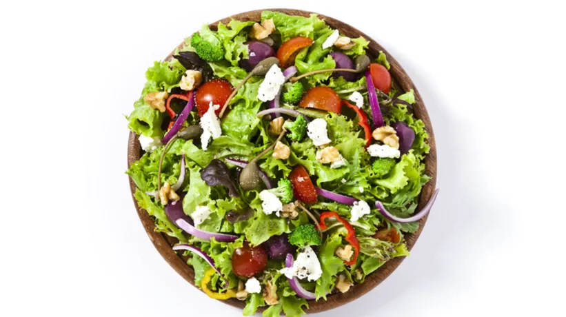 Bir kasede hem hafiflik hem lezzet: Brokoli salatası