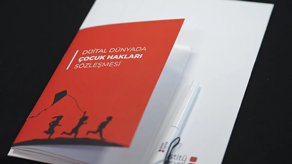 Enstitü Sosyal’den çocuklar için dijital haklar hamlesi: 13 maddelik sözleşme hazırlandı