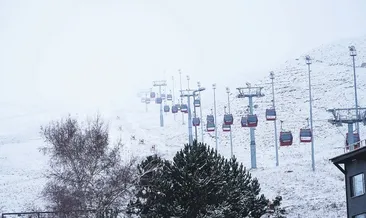 Erciyes Dağı beyaza büründü