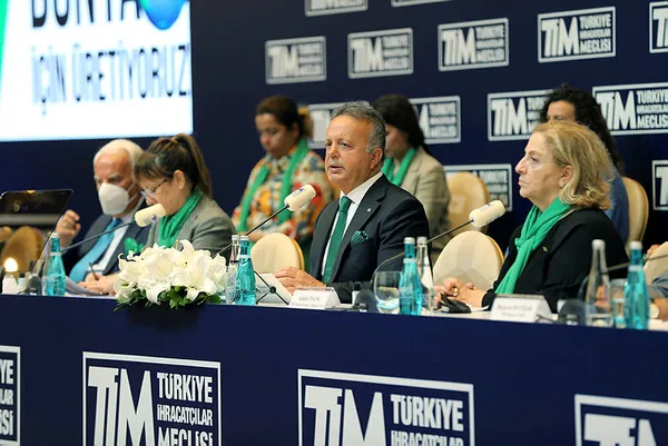 tim-baskani-ismail-gulleden-ihracat-aciklamasi-1624287764270.jpg