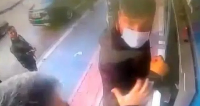 adana da akilalmaz olay atm den para