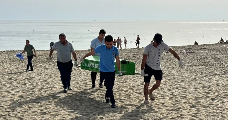 Alanya’da turist sahilde ölü bulundu