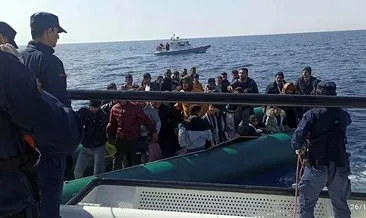 İzmir açıklarında 214 düzensiz göçmen kurtarıldı #izmir