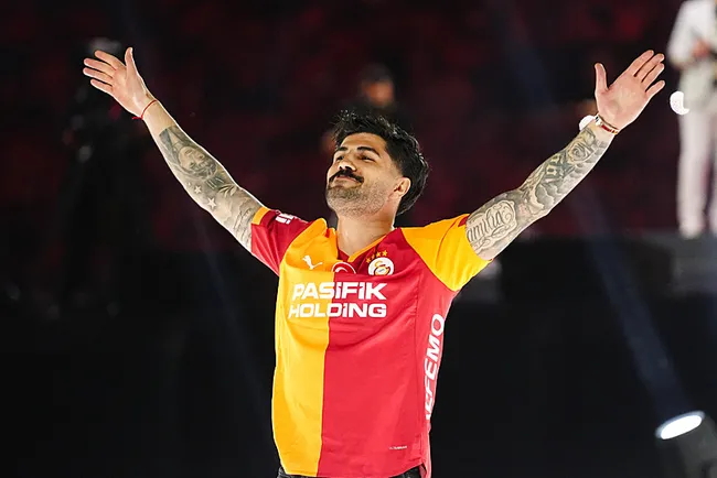 eren-elmali-onceligim-galatasaray-ile-avrupada-buyuk-bir-kupa-kaldirmak-1779182168263.jpg