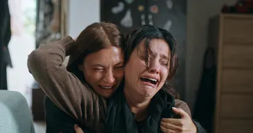 Selda Bağcan’dan Altı Üstü İstanbulun yıldızı Nehir Erdoğan’a duygulandıran övgü!