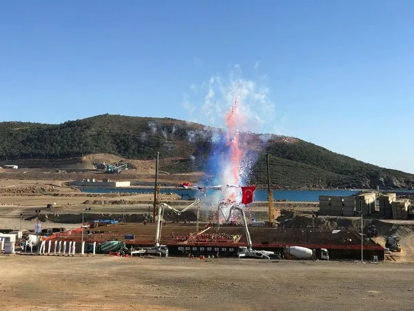 Türkiye’nin nükleer serüveninin ilk projesi olan Akkuyu Nükleer Santrali'nin temeli atıldı