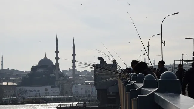 yagis-gidiyor-sicak-hava-geliyor-termometreler-37-38-dereceyi-gorecek-1781536401732.jpg