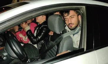 Bitlis’te 2 otomobilde 29 kaçak göçmen yakalandı
