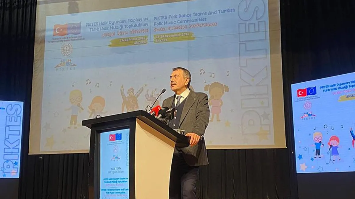 Bakan Tekin: Türkiye Yüzyılı Maarif Modeli’nin odağında insan var Bakan Tekin: Türkiye Yüzyılı Maarif Modeli’nin odağında insan var