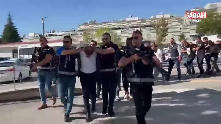 Kaplan suç örgütü soruşturması genişledi: Avukatlarında olduğu 29 şüpheli adliyede! | Video