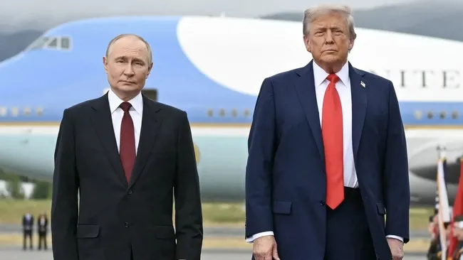 trumptan-ukrayna-ve-fransa-aciklamasi-macrona-ulkeni-mahvedeceksin-dedim-1792439912148.jpeg Trump’tan Ukrayna ve Fransa açıklaması: “Macron’a ülkeni mahvedeceksin dedim”