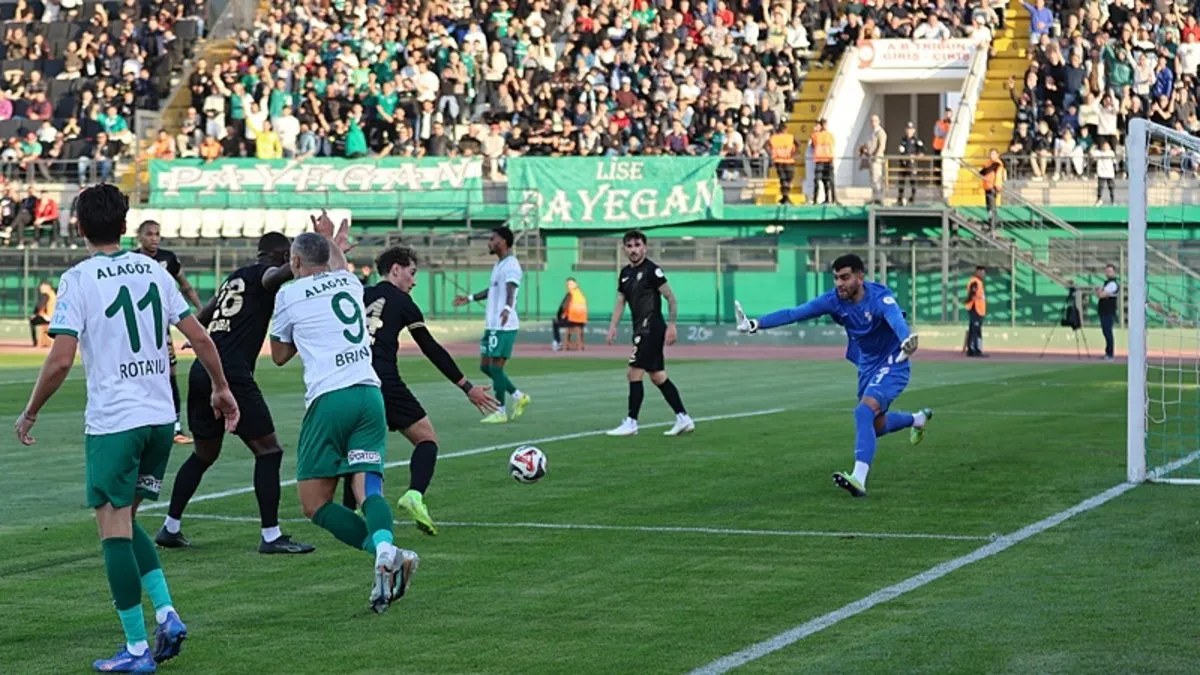 Iğdır FK ile Boluspor puanları paylaştı