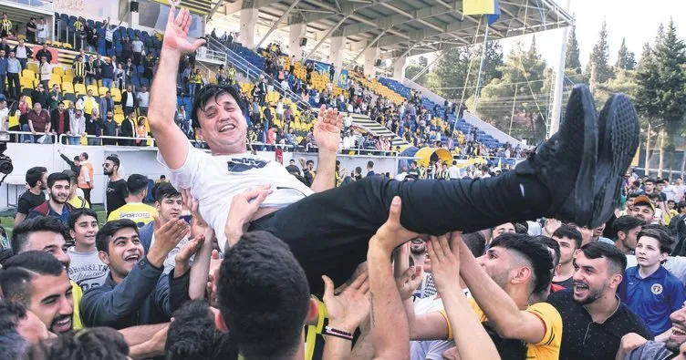 İzmir futbol kenti