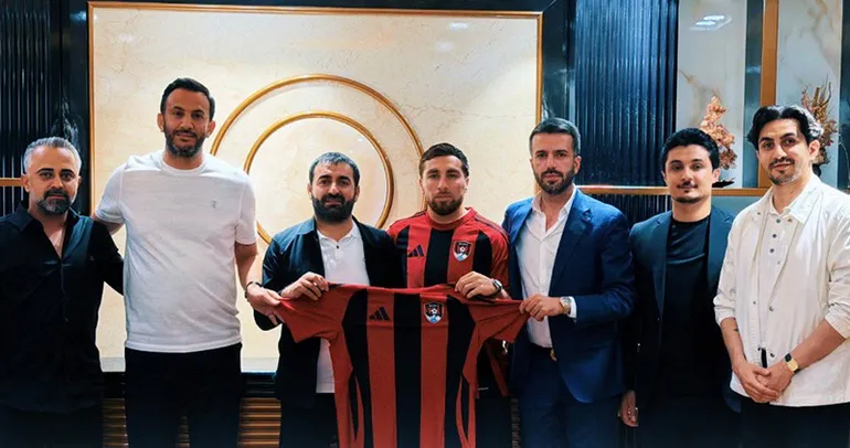 Ozan Can Kökçü, Vanspor FK’ya imza attı!