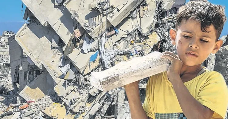 Evler yıkık umutlar ayakta