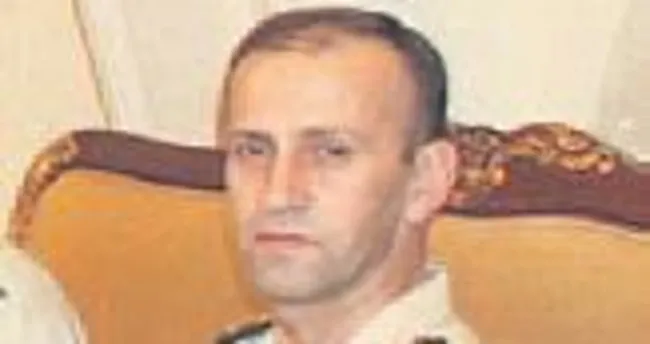 Komuta hemfikir diye katıldım