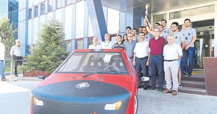 KSÜ öğrencilerinin otomobiline ödül