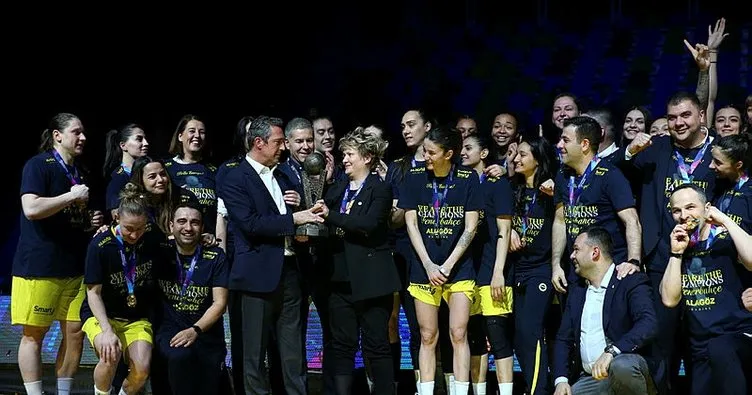 Fenerbahçe Başkanı Ali Koç’un Euroleague mutluluğu!