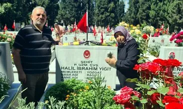 Bayram öncesi şehitliklerde hüzün yaşandı: Minik Eda askerlere şeker ikram etti #istanbul