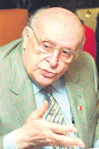 YAVUZ DONAT / Siyaset… ‘Halay gibidir’ YAVUZ DONAT / Siyaset… ‘Halay gibidir’