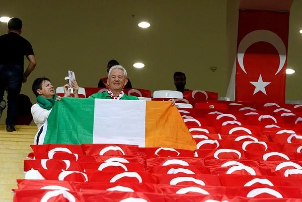 Antalya'da Milli Takım coşkusu!