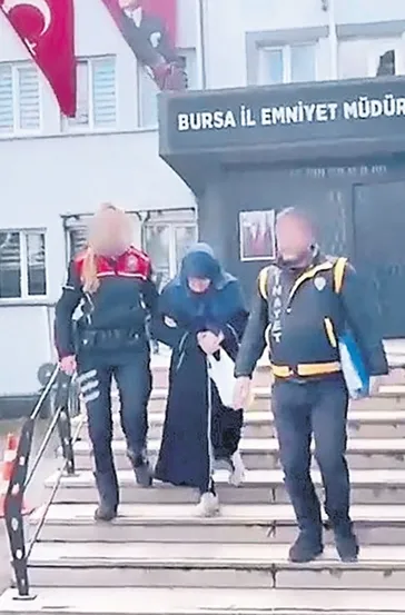 Kocasını vahşice öldürdü