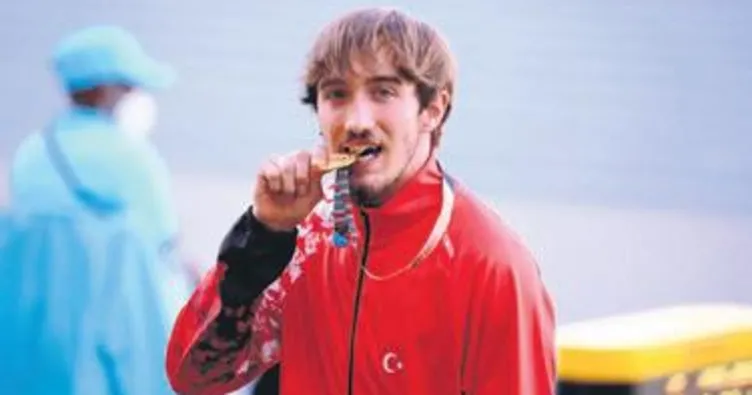 Berke Akçam dünya şampiyonu