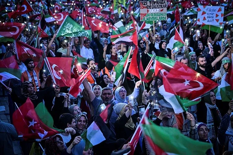 Gazze yalnız değil! Vicdanlı yürekler İsmail Haniye için özgür Filistin sözünü tuttu