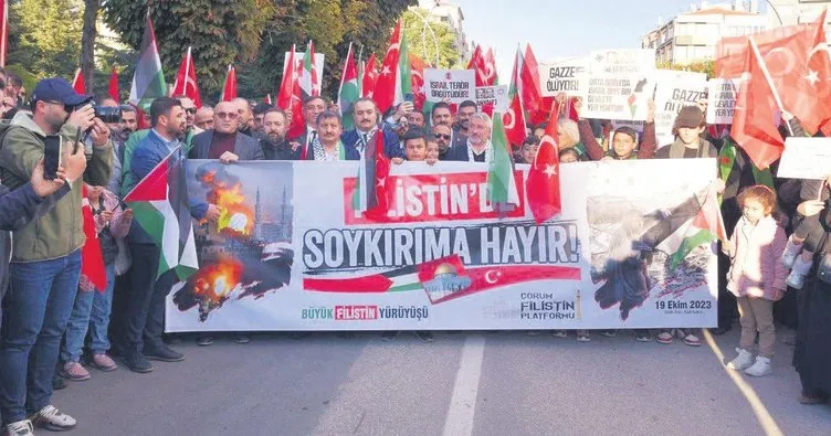 Üniversiteler Filistin için tek yürek oldu